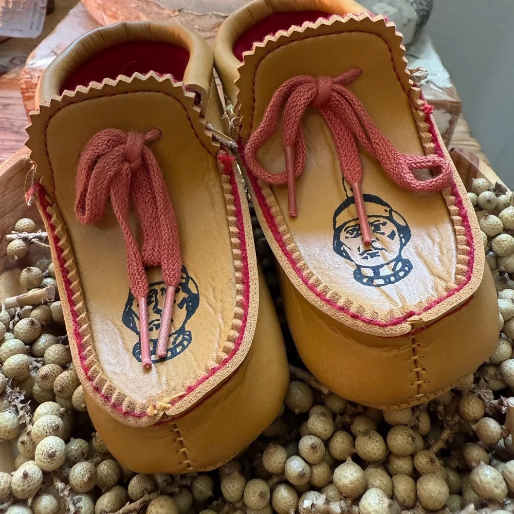 Vintage Handmade USA Kids Leather Tan Moccasins with Red Accents